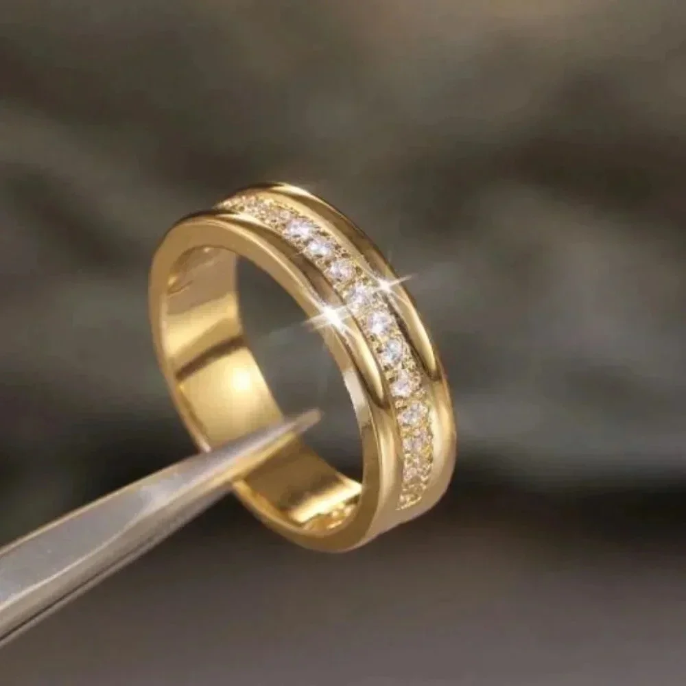18k Gold Pave Diamond Ring Band